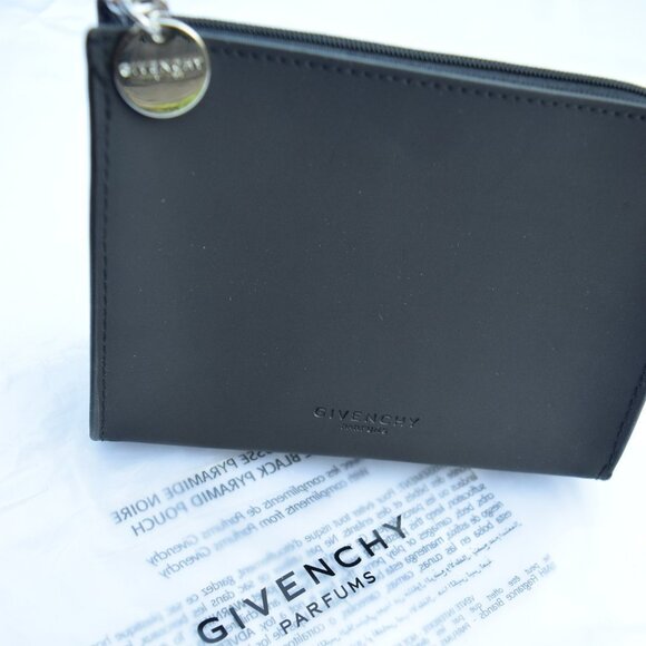 Givenchy Cosmetic Case with Burberry, Tom Ford, Mac Lip Samples, NEW - Picture 10 of 14